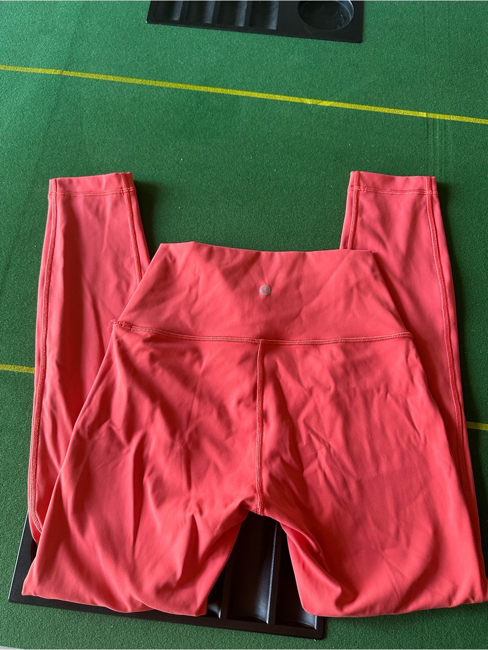 Lululemon Coral Active Leggings size 4
